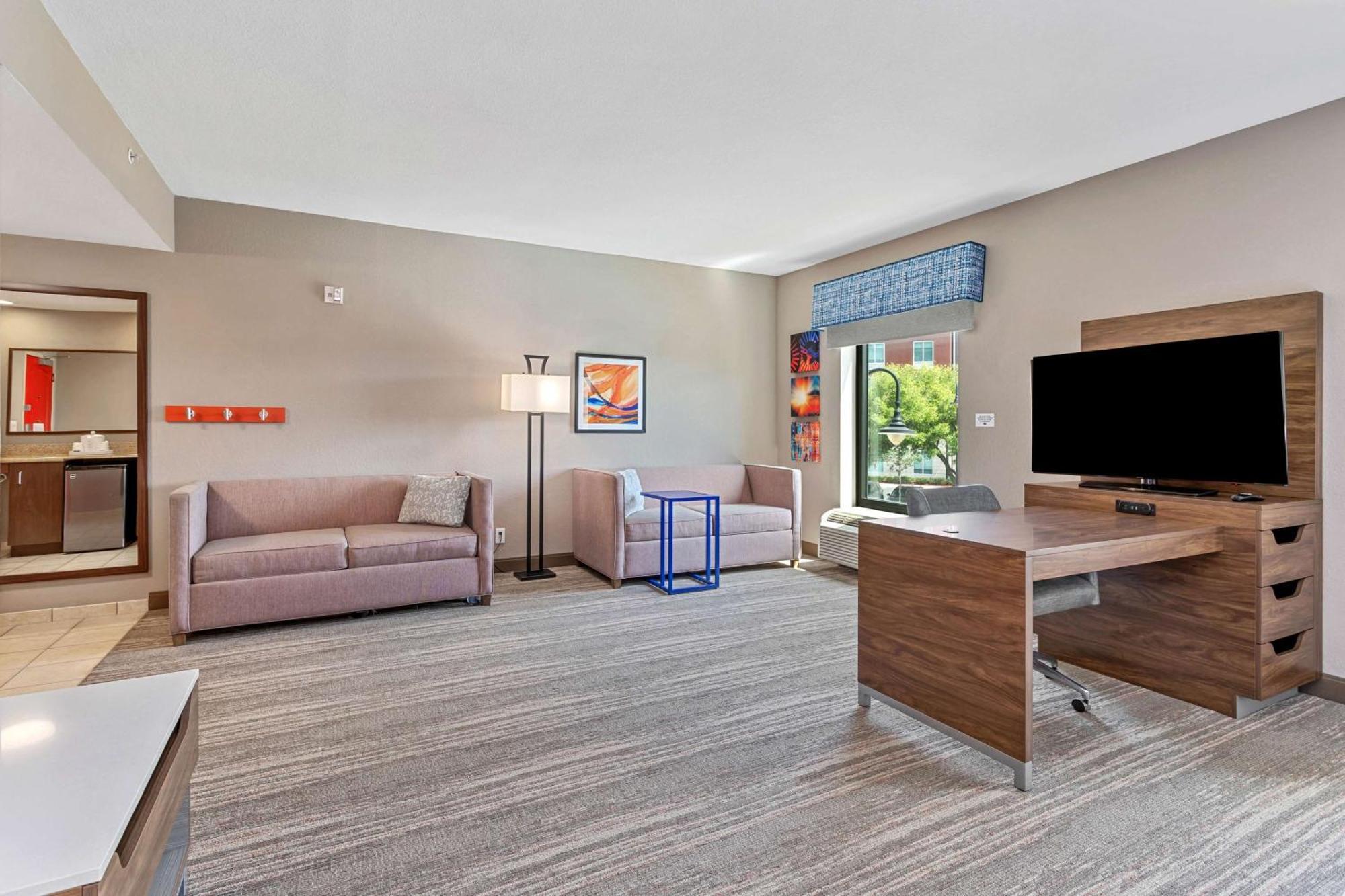 Hampton Inn & Suites Orlando-Apopka Forest City Exterior photo